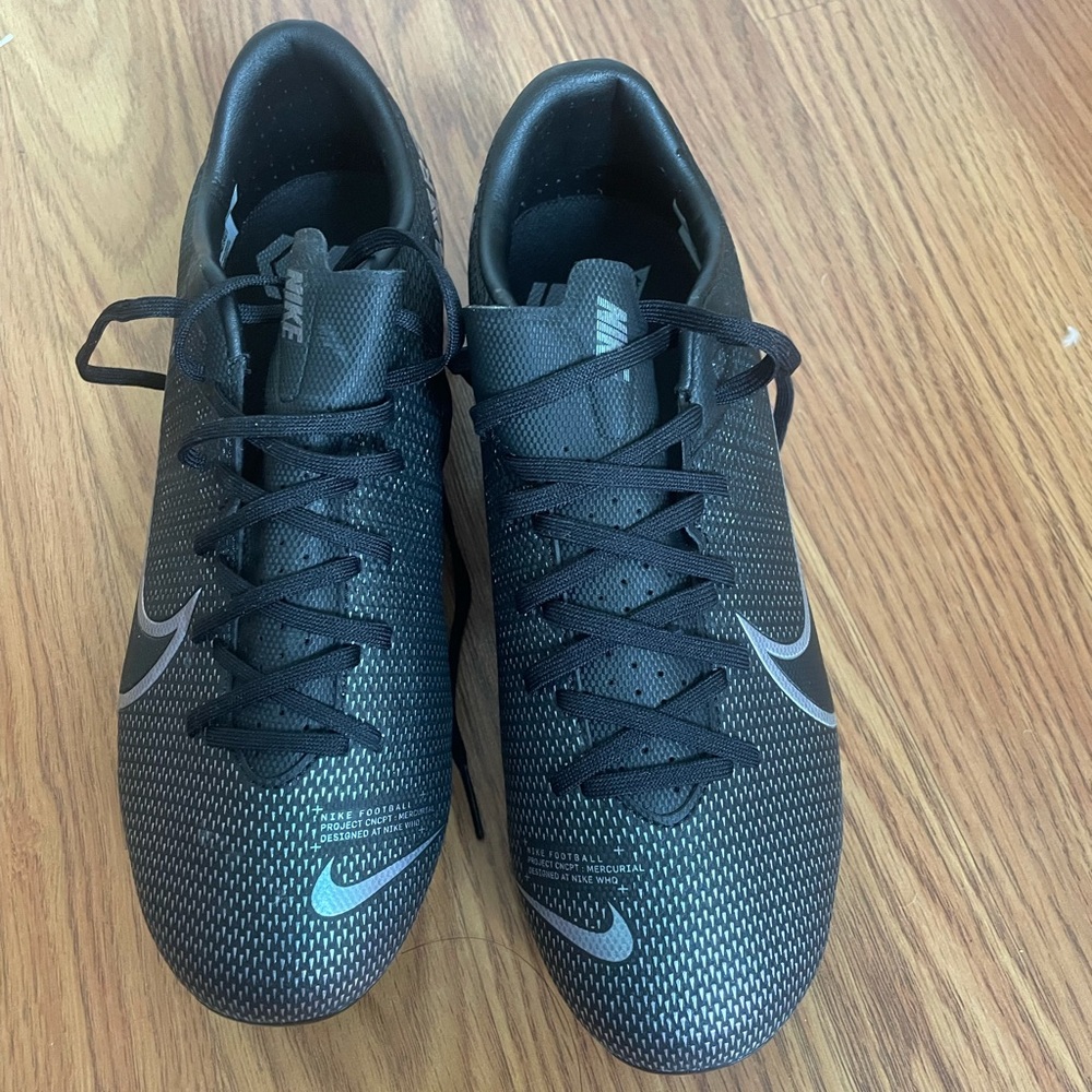 Nike Merc Soccer/Football Shoes